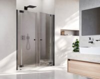 2 Pendeltüren an Fixteil in Nische teilgerahmt